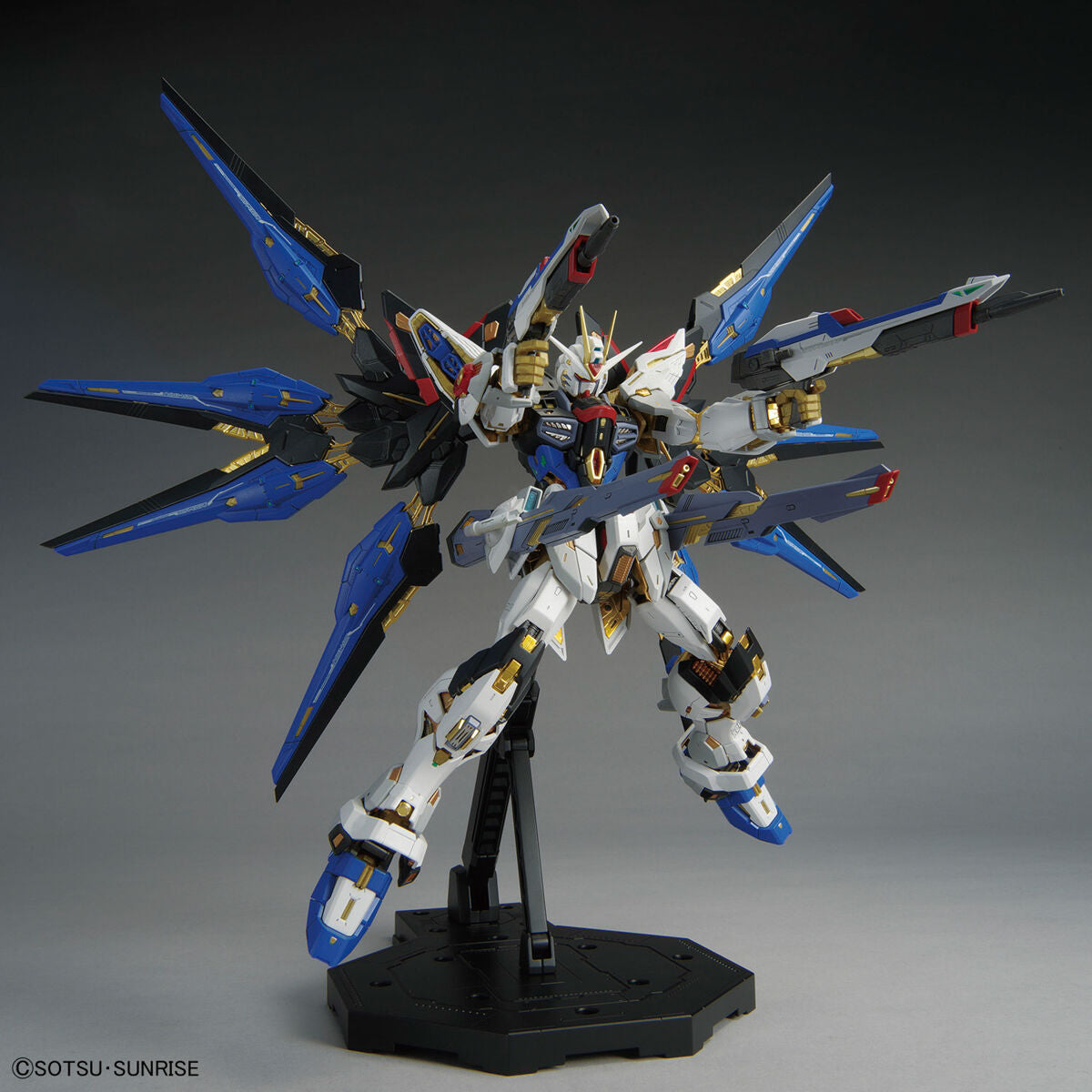 MGEX Strike Freedom assembled model kit in "Full Blast" pose