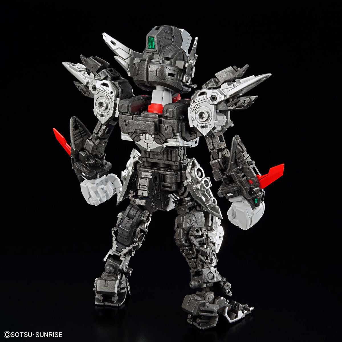 MGSD Wing Gundam Zero EW (XXXG-00W0) model kit