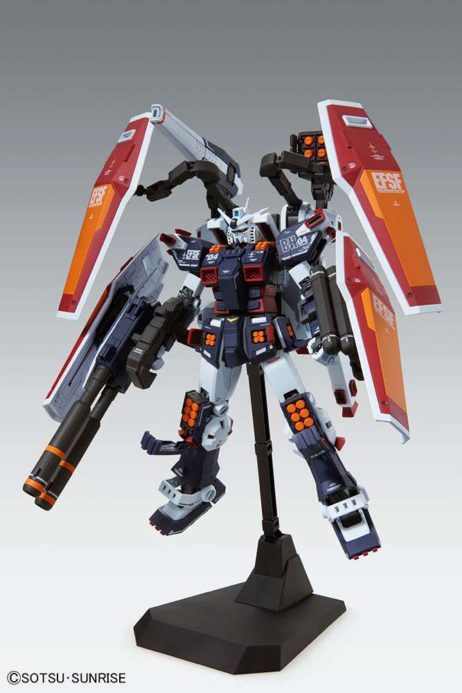 MG Full Armor Gundam Thunderbolt model kit open hatch view