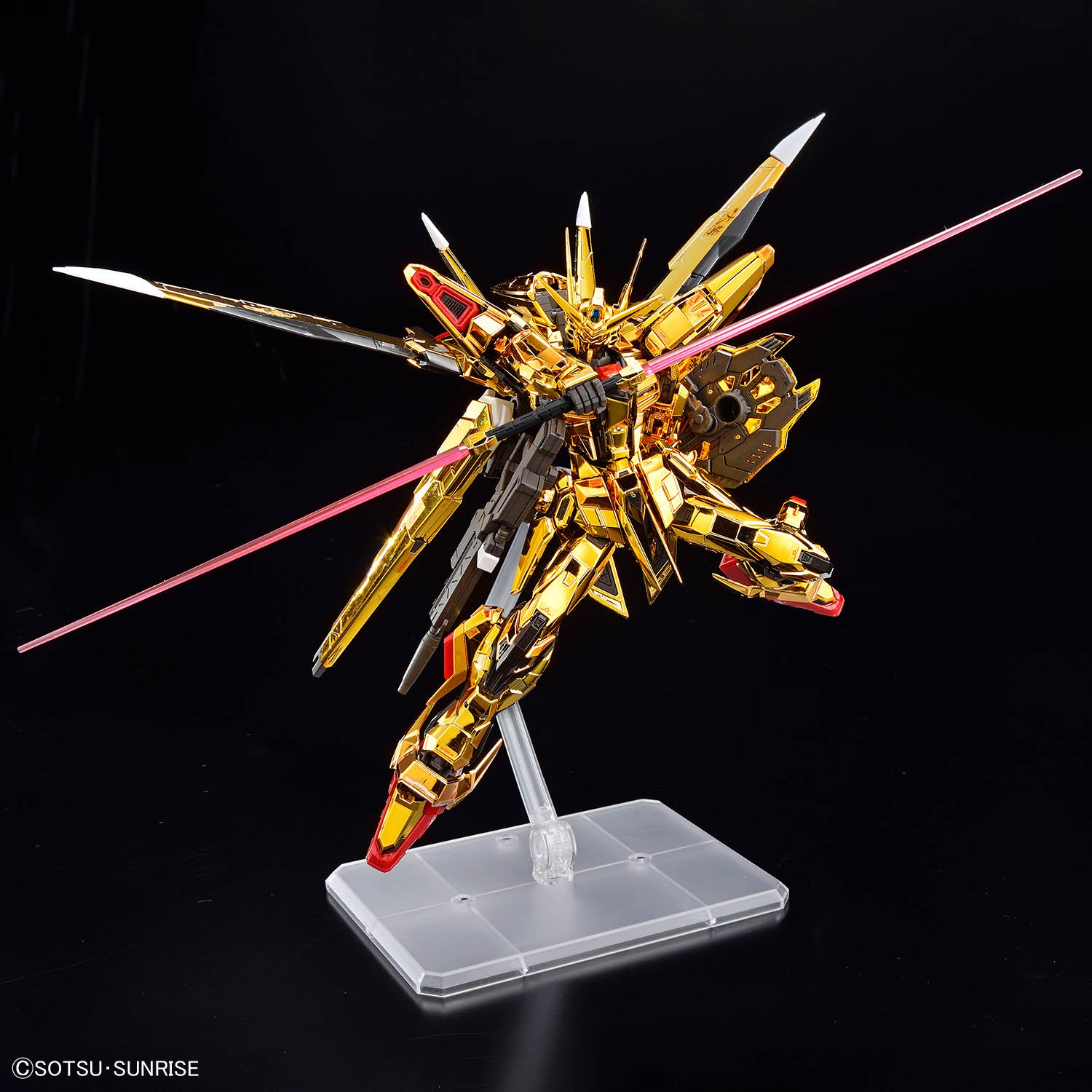 RG Akatsuki Gundam assembled model kit posed with its beam sabers in combined mode