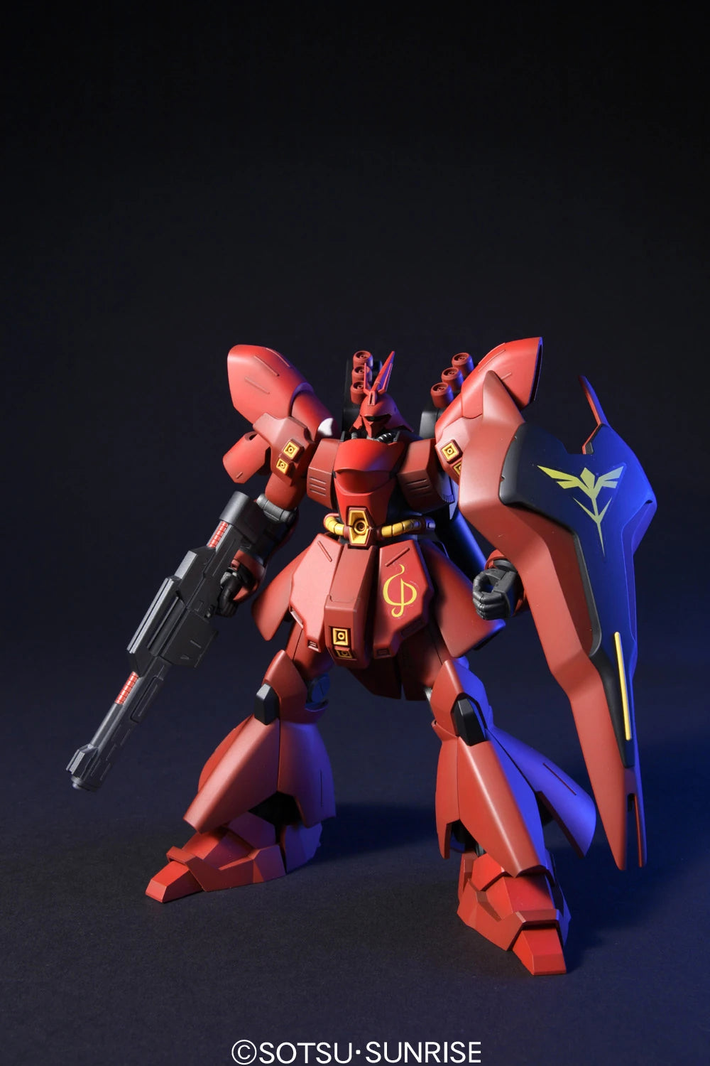 HG Sazabi Gundam Model Kit front view