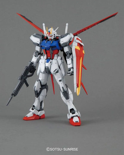 MG Aile Strike Gundam RM Gundam model kit front view