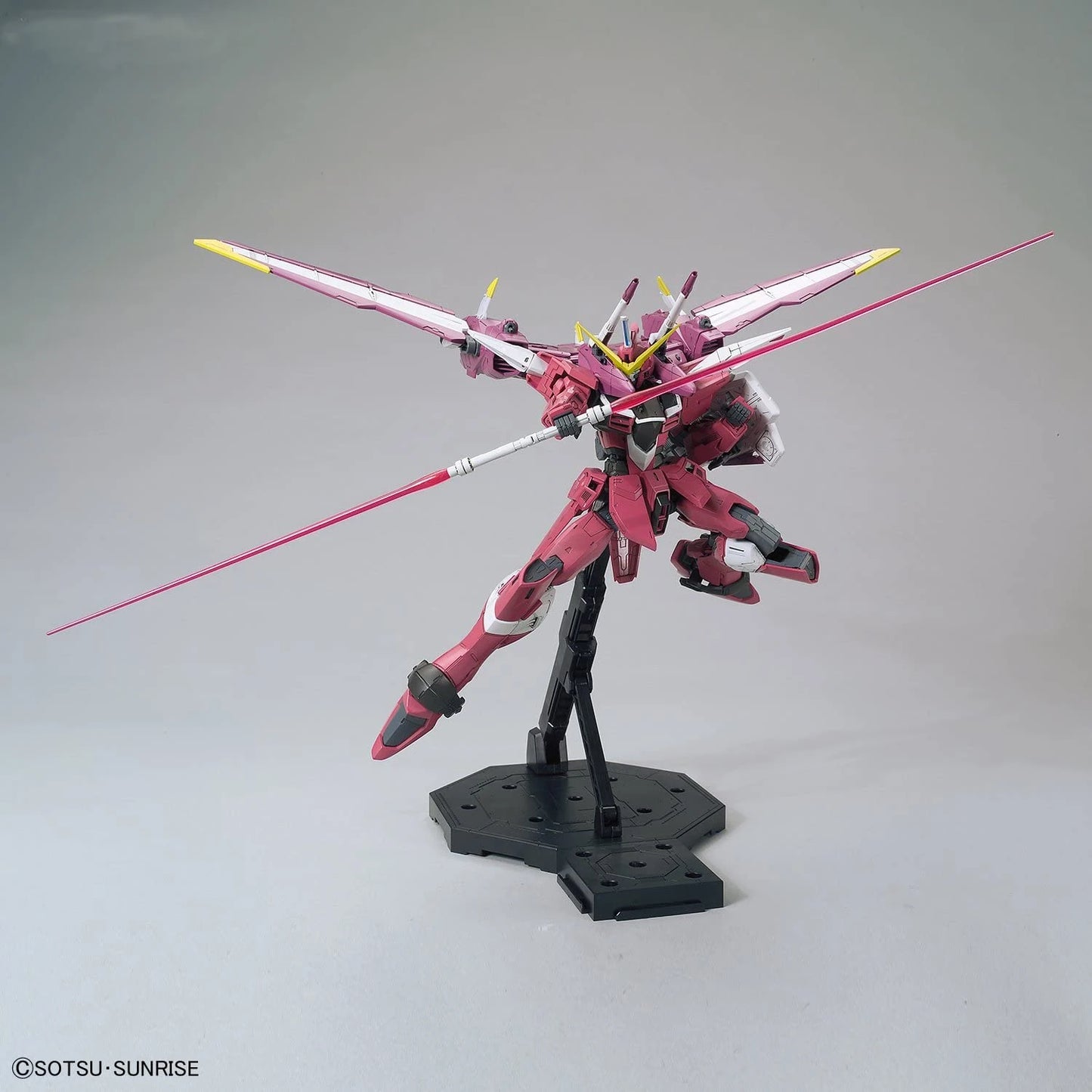 MG Justice Gundam model kit with dual beam saber