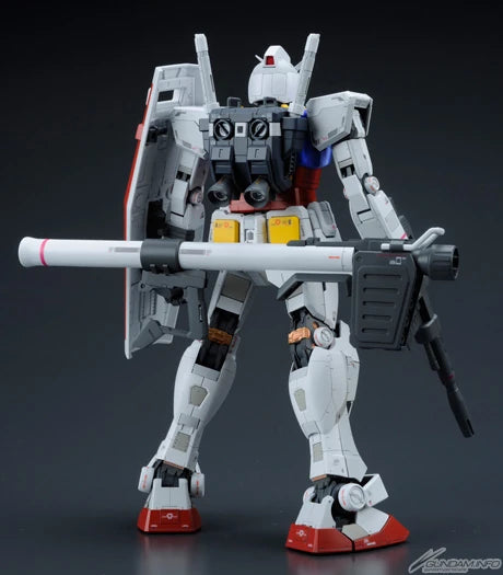 MG RX-78-2 ver. 3.0 Gundam model kit back view