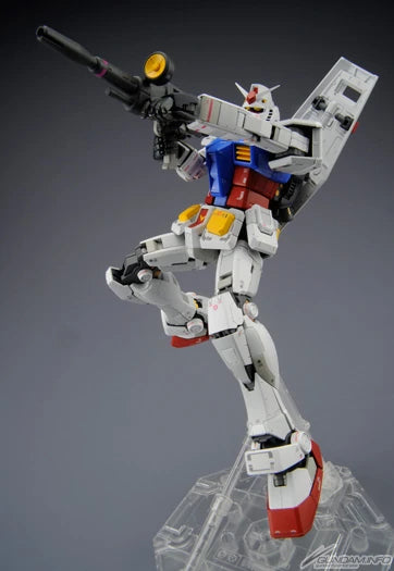 MG RX-78-2 ver. 3.0 Gundam model kit action pose 2