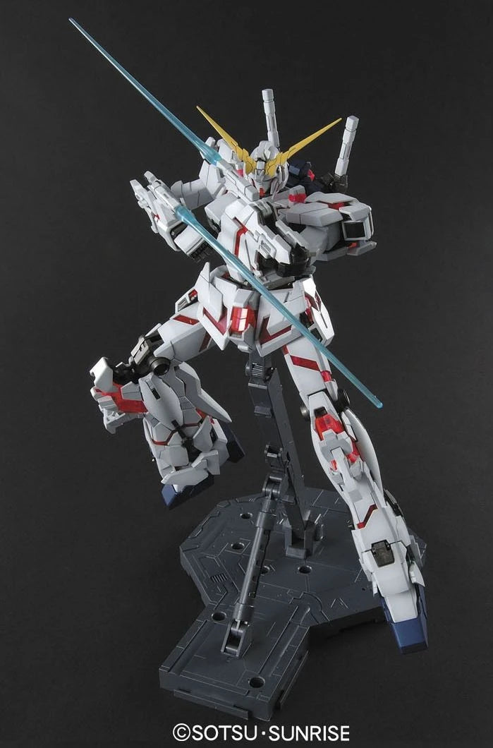 MG Unicorn Gundam OVA version (RX-0) model kit 1/100