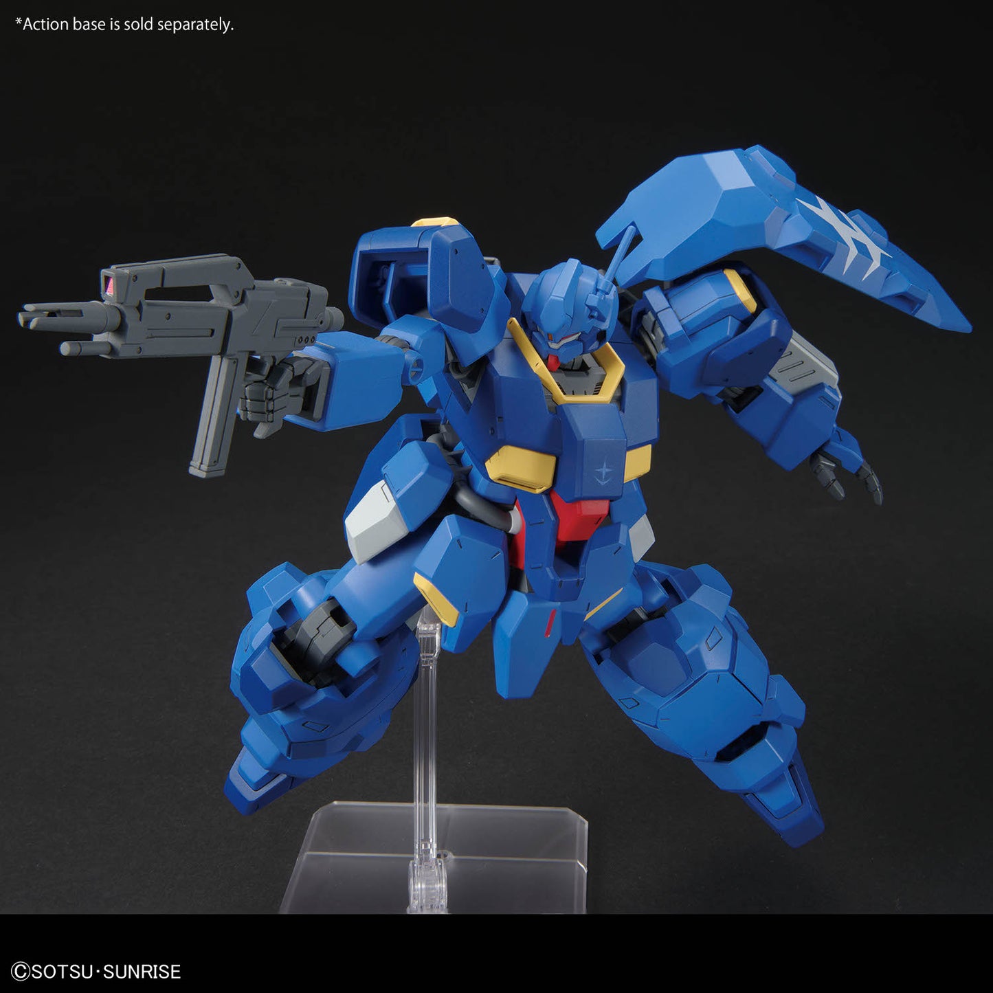 HG Gustav Karl Type-00 assembled model kit in shooting pose with beam rifle
