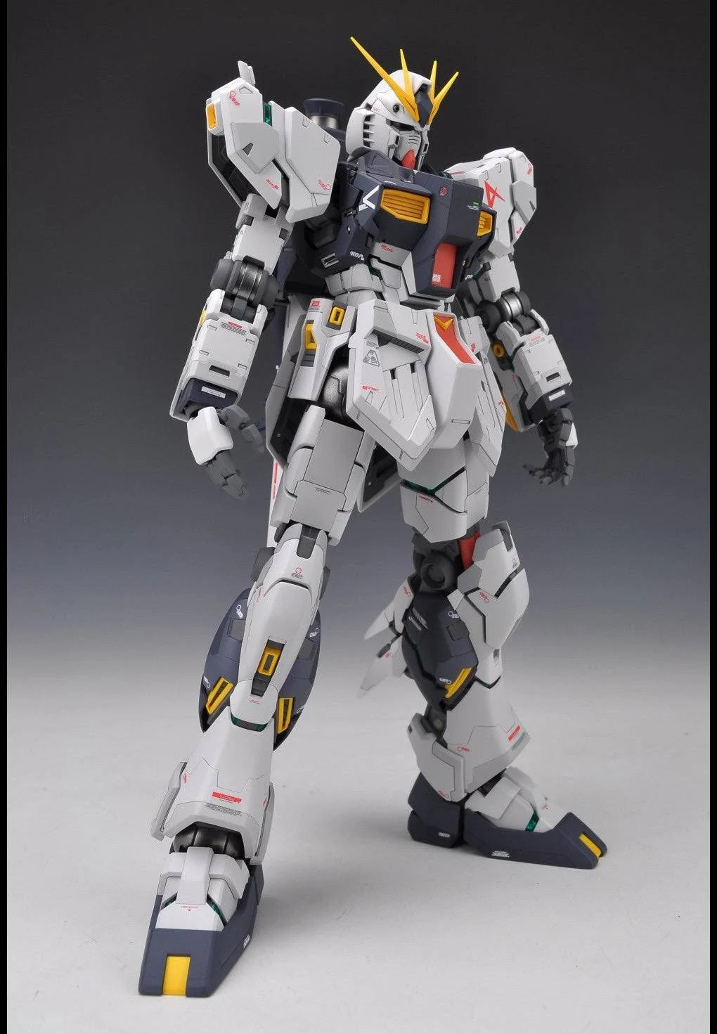 MG Nu Gundam Ver. Ka detailing Gundam model kit