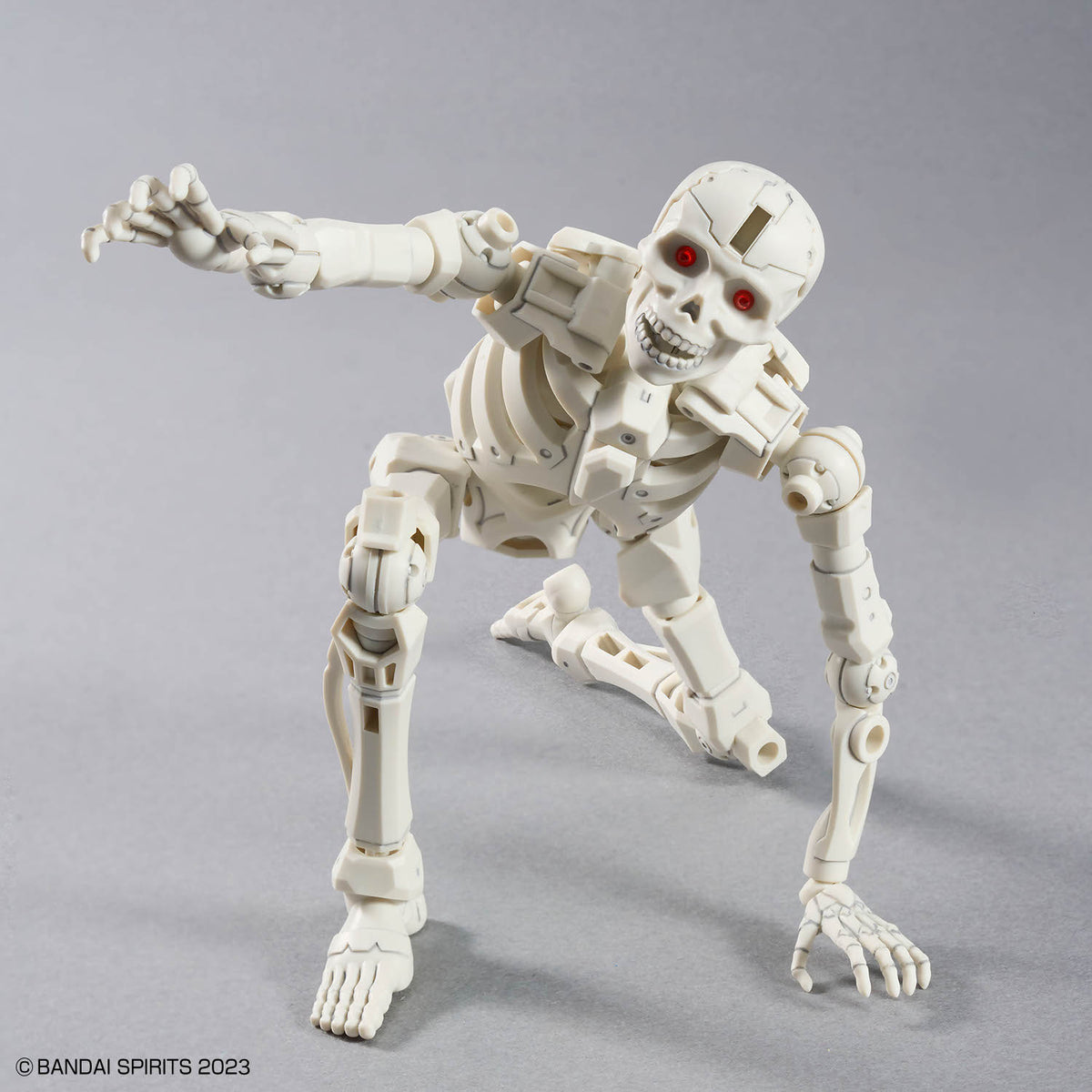 Assembled 30MF DLROskeleton model kit in crouching creepy pose